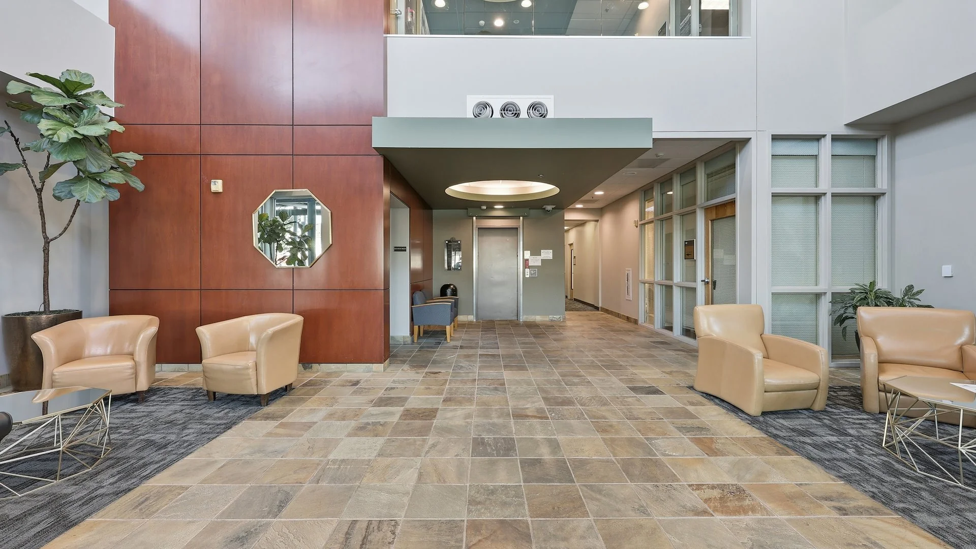 Mt. Hood Professional Plaza — Sale in Gresham, OR, photo 3 of 6