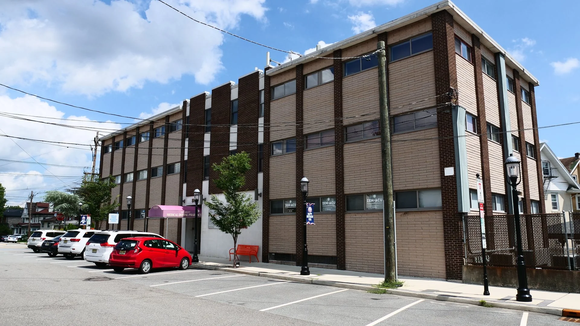 Palisades Medical Arts Building — Sale in Fort Lee, NJ, photo 2 of 2