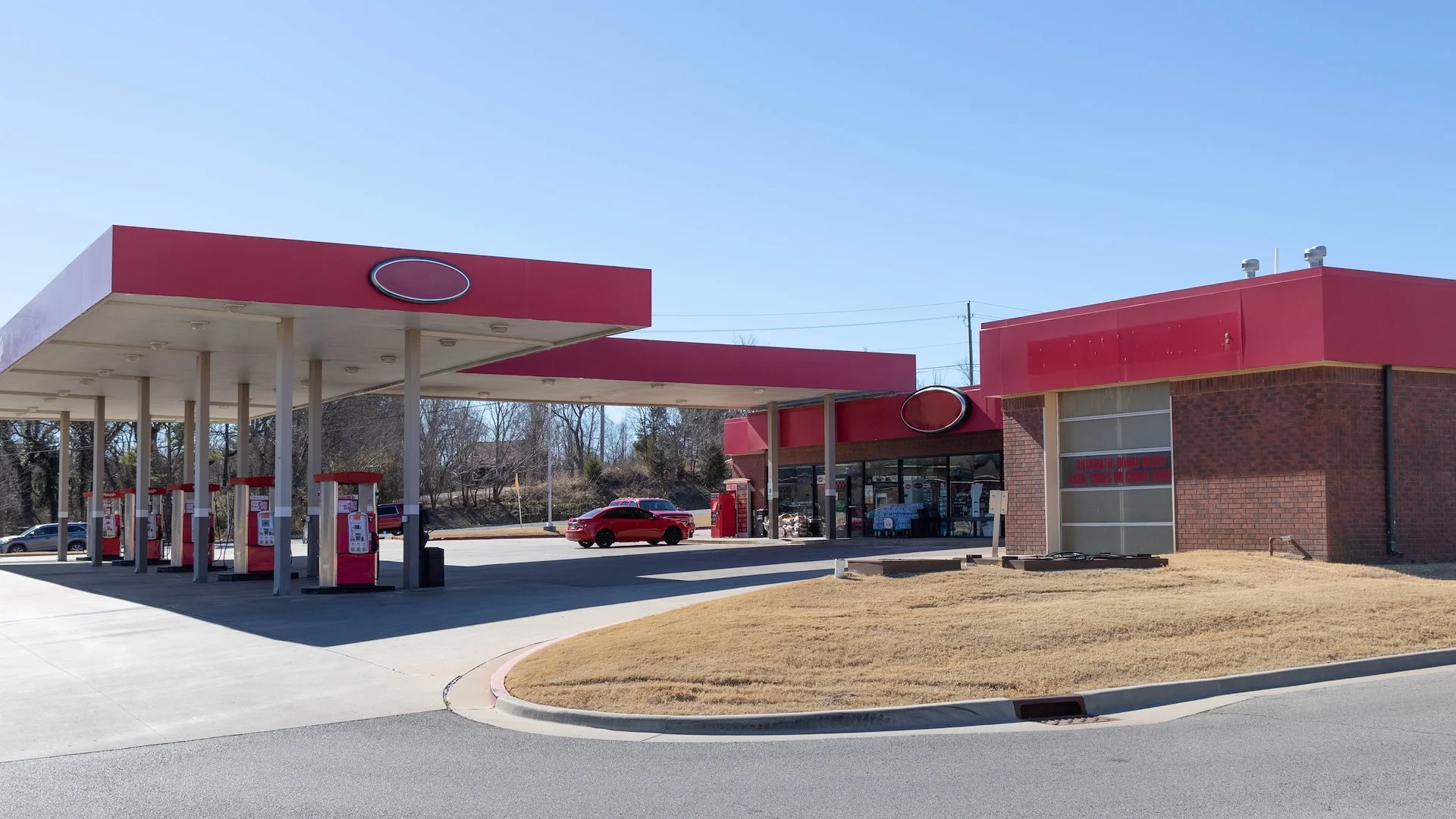 Jenks, OK Owner-User Gas Station (Former Maverik) — Sale in Jenks, OK, photo 2 of 3