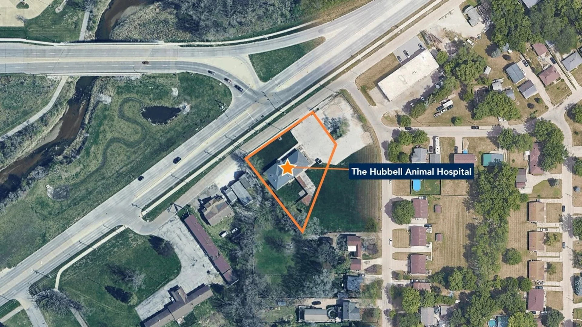 The Hubbell Animal Hospital — Sale in Des Moines, IA, photo 2 of 4
