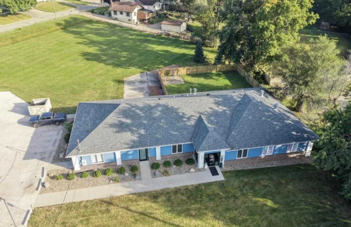 The Hubbell Animal Hospital — Sale in Des Moines, IA, photo 3 of 4