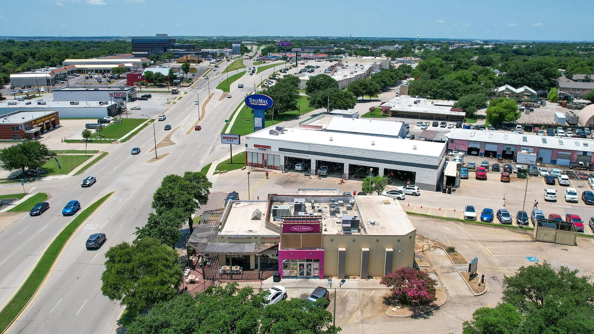 Taco Cabana (Annual Rent Increases) — Sale in Fort Worth, TX, photo 1 of 4