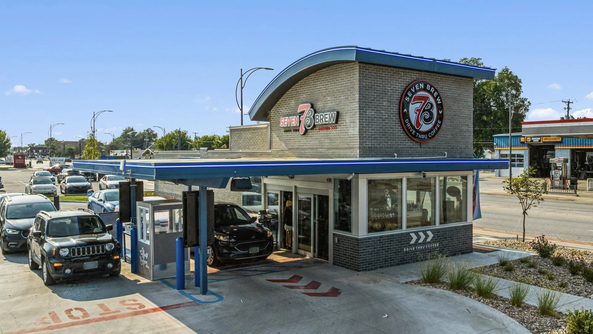 7 Brew & US Bank ATM Ground Leases — Sale in Council Bluffs, IA, photo 1 of 5