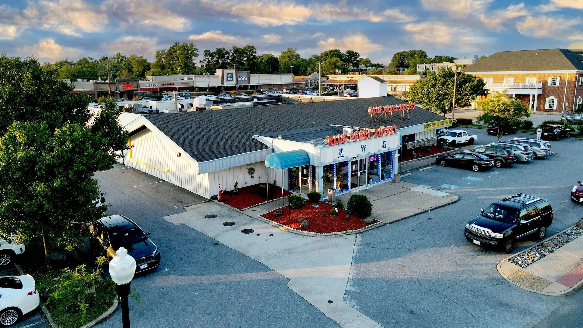 Blue Pearl Buffet — Sale in Springfield, VA, photo 1 of 2