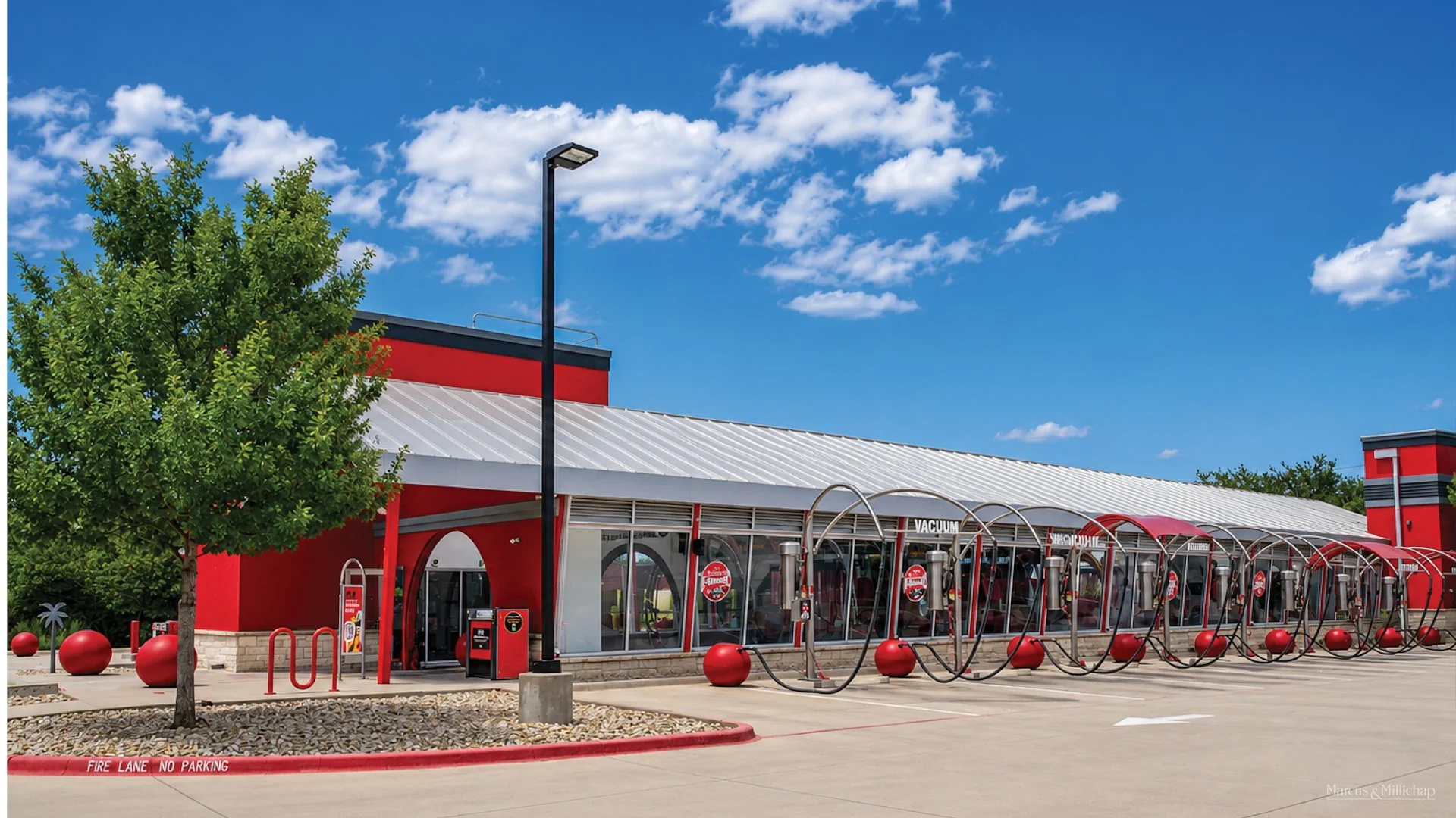 Tommy's Car Wash — Sale in Austin, TX, photo 2 of 8