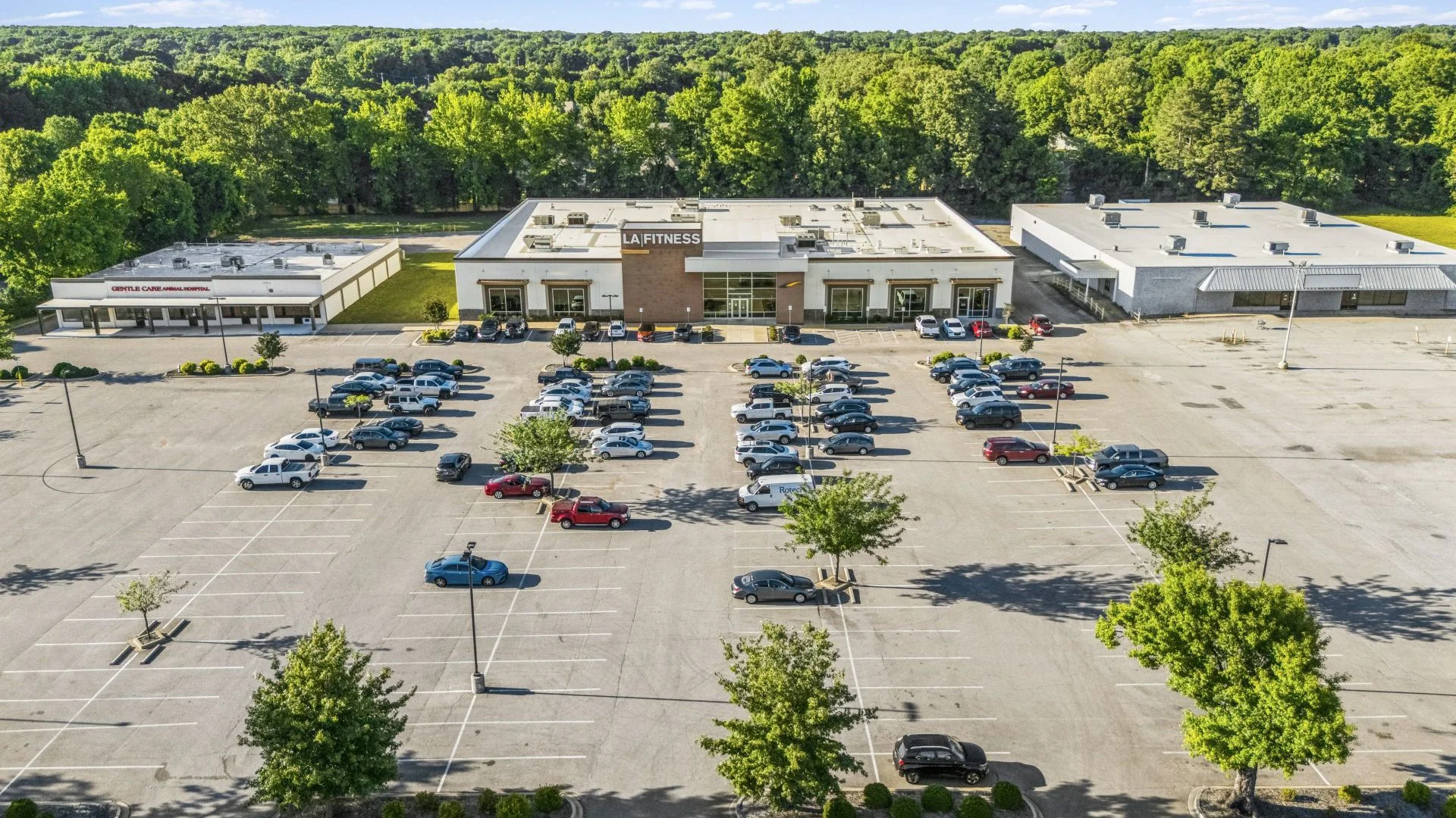 LA Fitness | Bartlett, TN — Sale in Bartlett, TN, photo 2 of 5