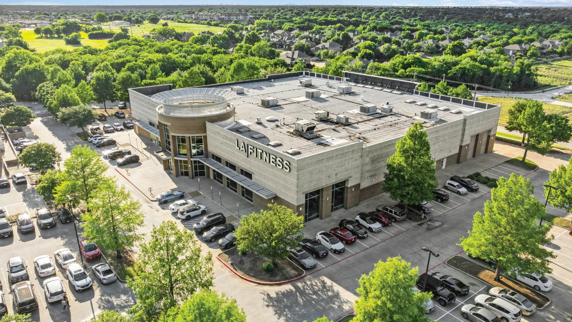 LA Fitness | Rowlett, TX — Sale in Rowlett, TX, photo 2 of 6