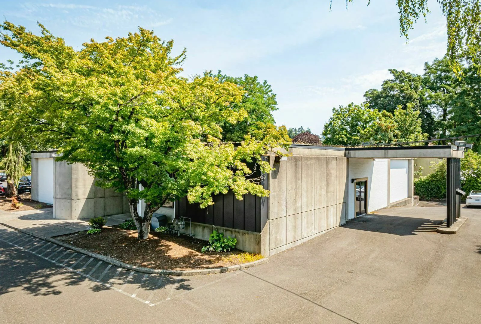 2811 E Evergreen Blvd — Sale in Vancouver, WA, photo 3 of 5