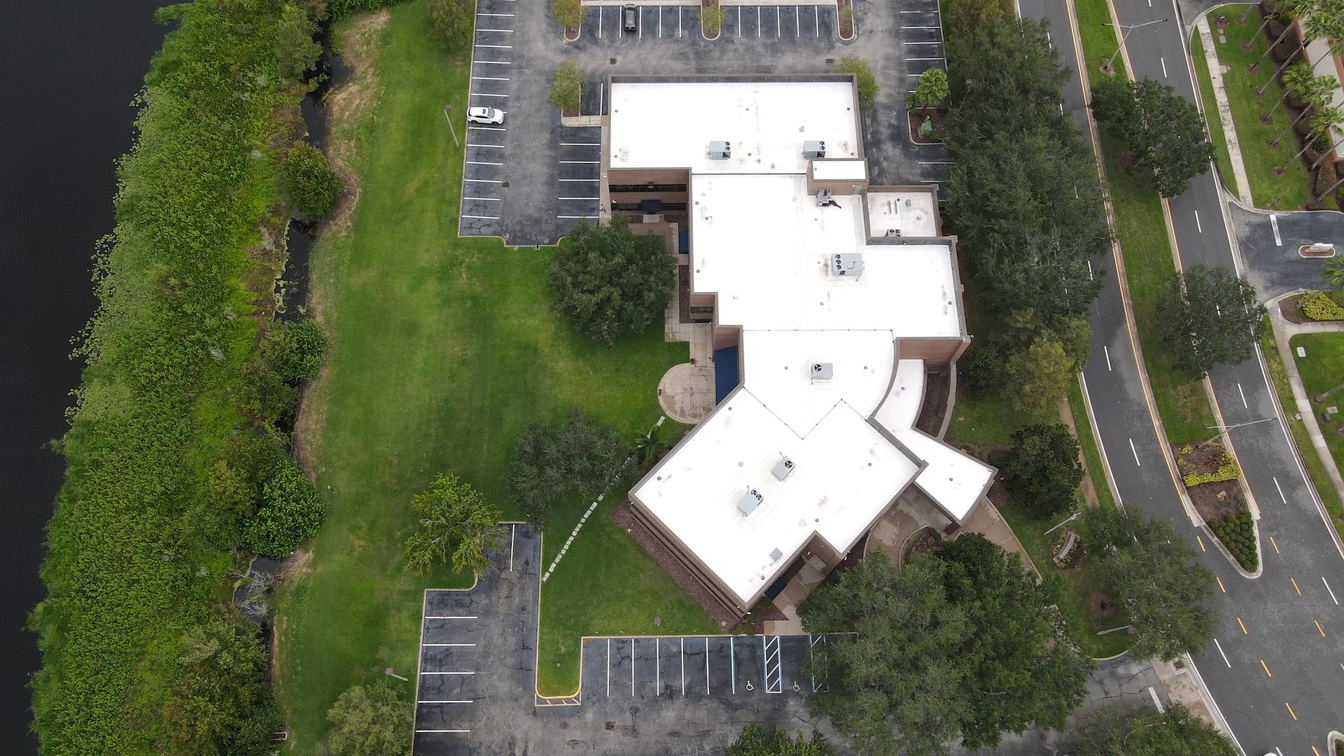 Vacation Innovations - Single Tenant Office in… — Sale in Orlando, FL, photo 4 of 5