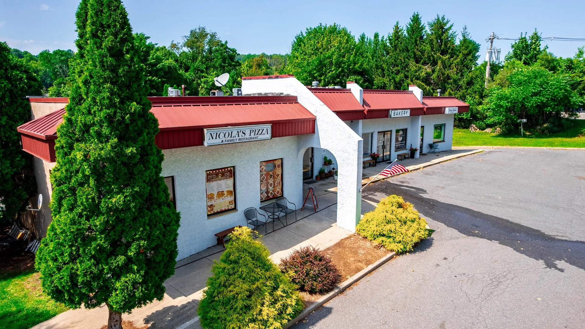 Neighbors Plaza — Sale in Califon, NJ, photo 1 of 2