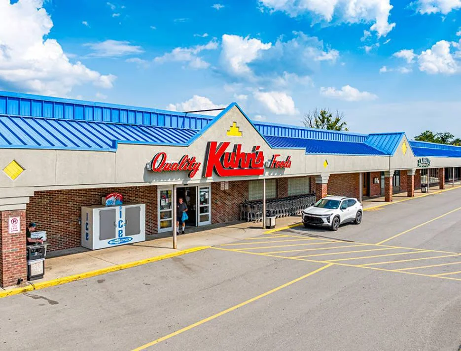 Hopewell Shopping Center — Sale in Aliquippa, PA, photo 1 of 2