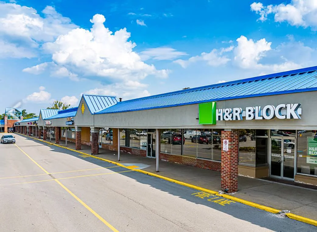Hopewell Shopping Center — Sale in Aliquippa, PA, photo 2 of 2