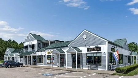 Oak Harbor Village Square — Sale in Exeter, RI, photo 2 of 3