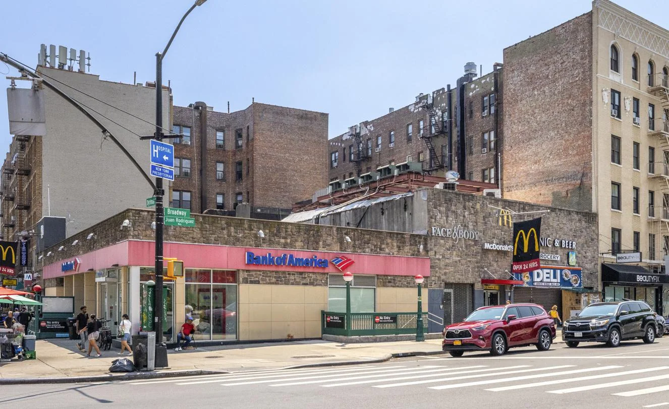 Manhattan | McDonalds and Bank of America — Sale in New York, NY, photo 4 of 4