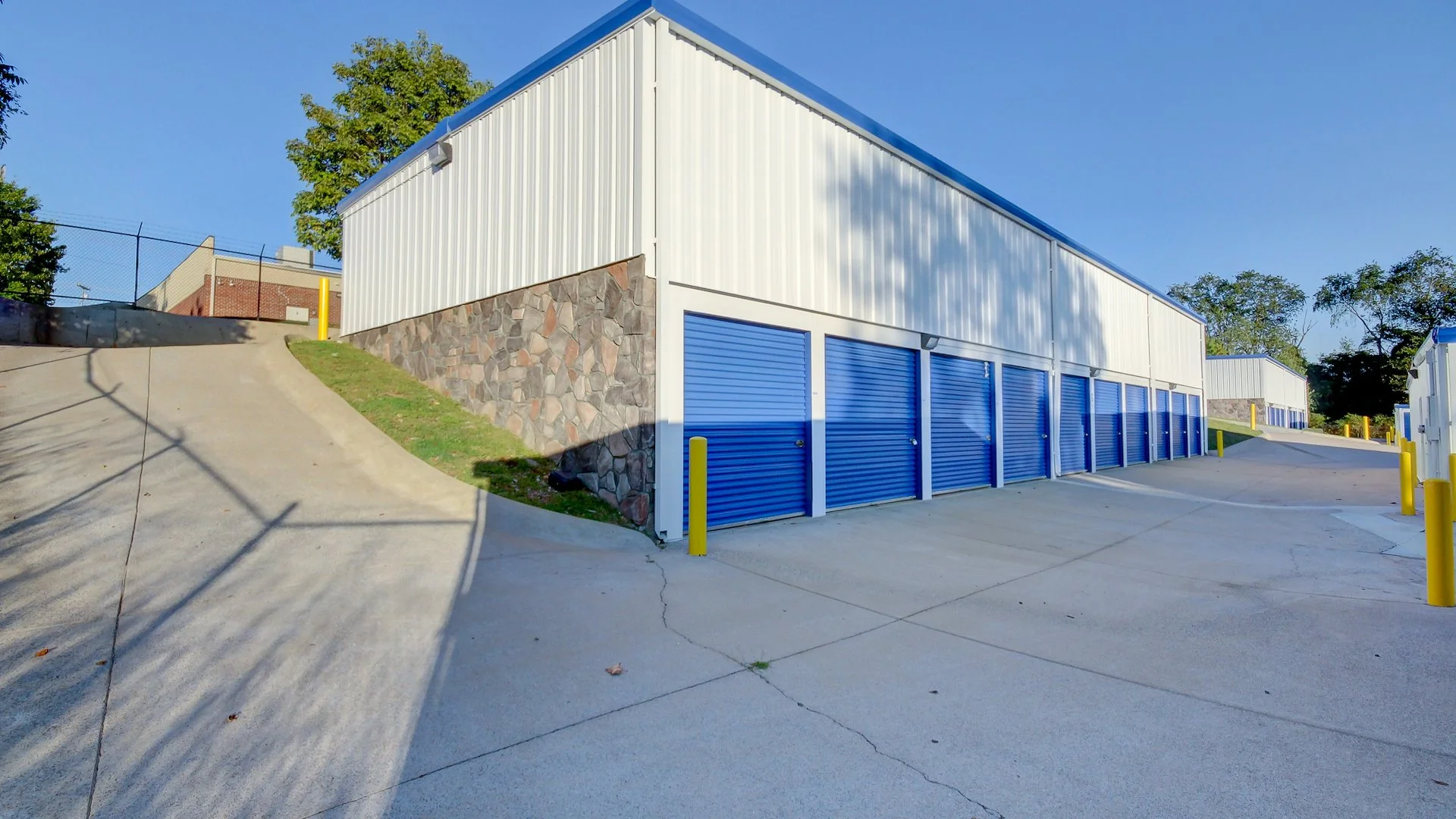 Top Storage, Clarksville - Dunbar Cave — Sale in Clarksville, TN, photo 2 of 8
