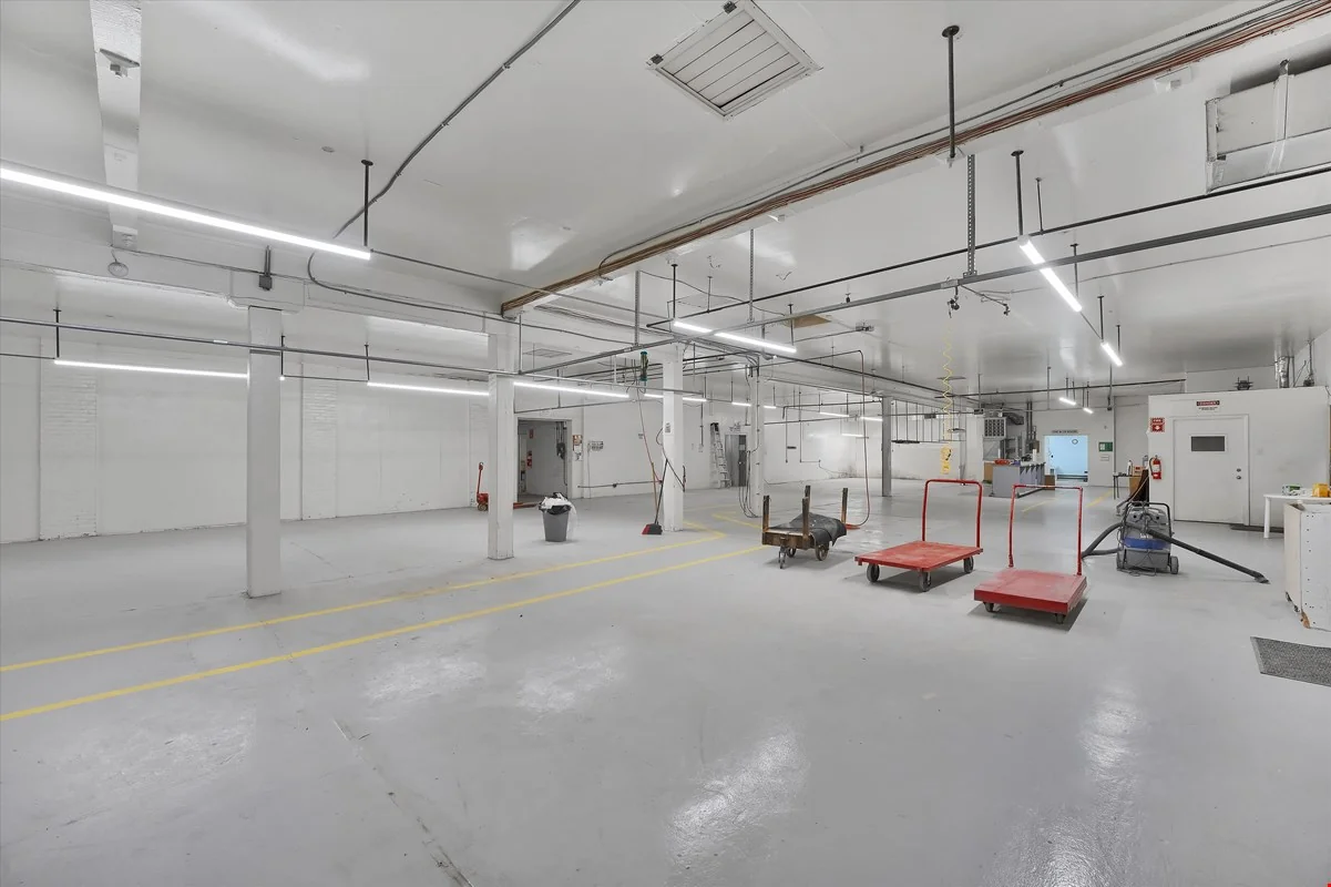 22,000 S/F | Zoned GX-C | Allentown — Sale in Allentown, PA, photo 6 of 8