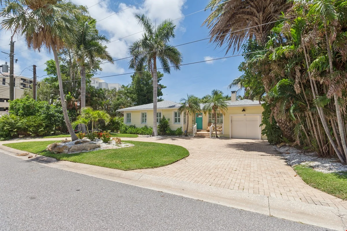 Airbnb - Clearwater Beach, FL — Sale in Clearwater, FL, photo 3 of 8
