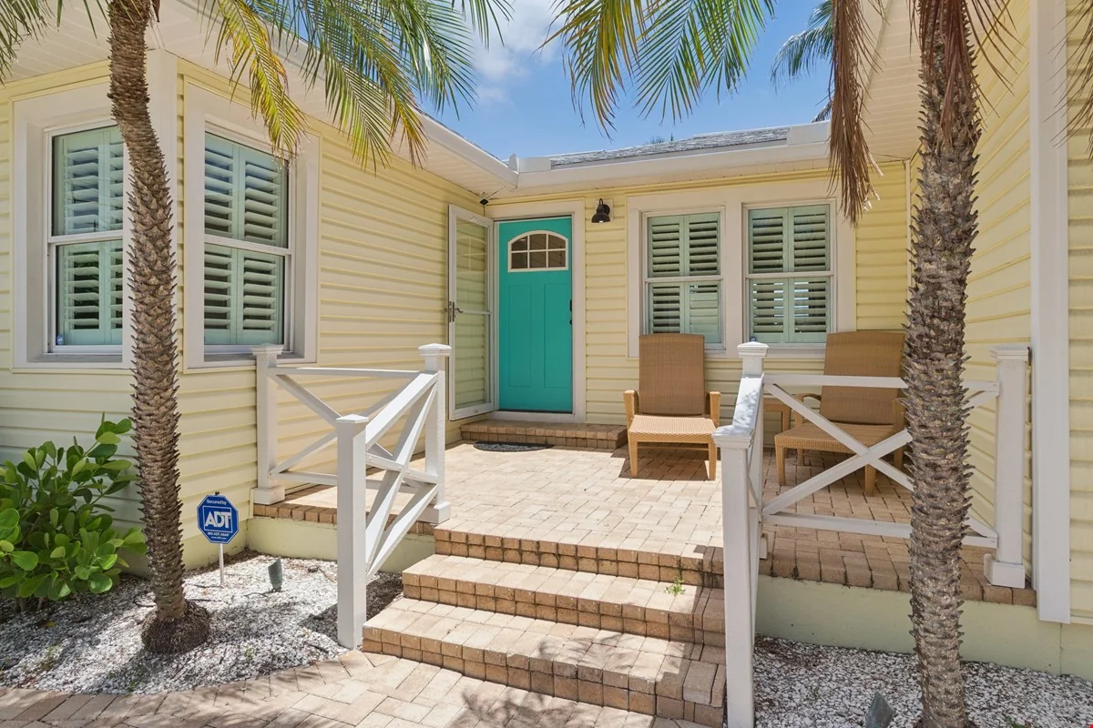 Airbnb - Clearwater Beach, FL — Sale in Clearwater, FL, photo 4 of 8