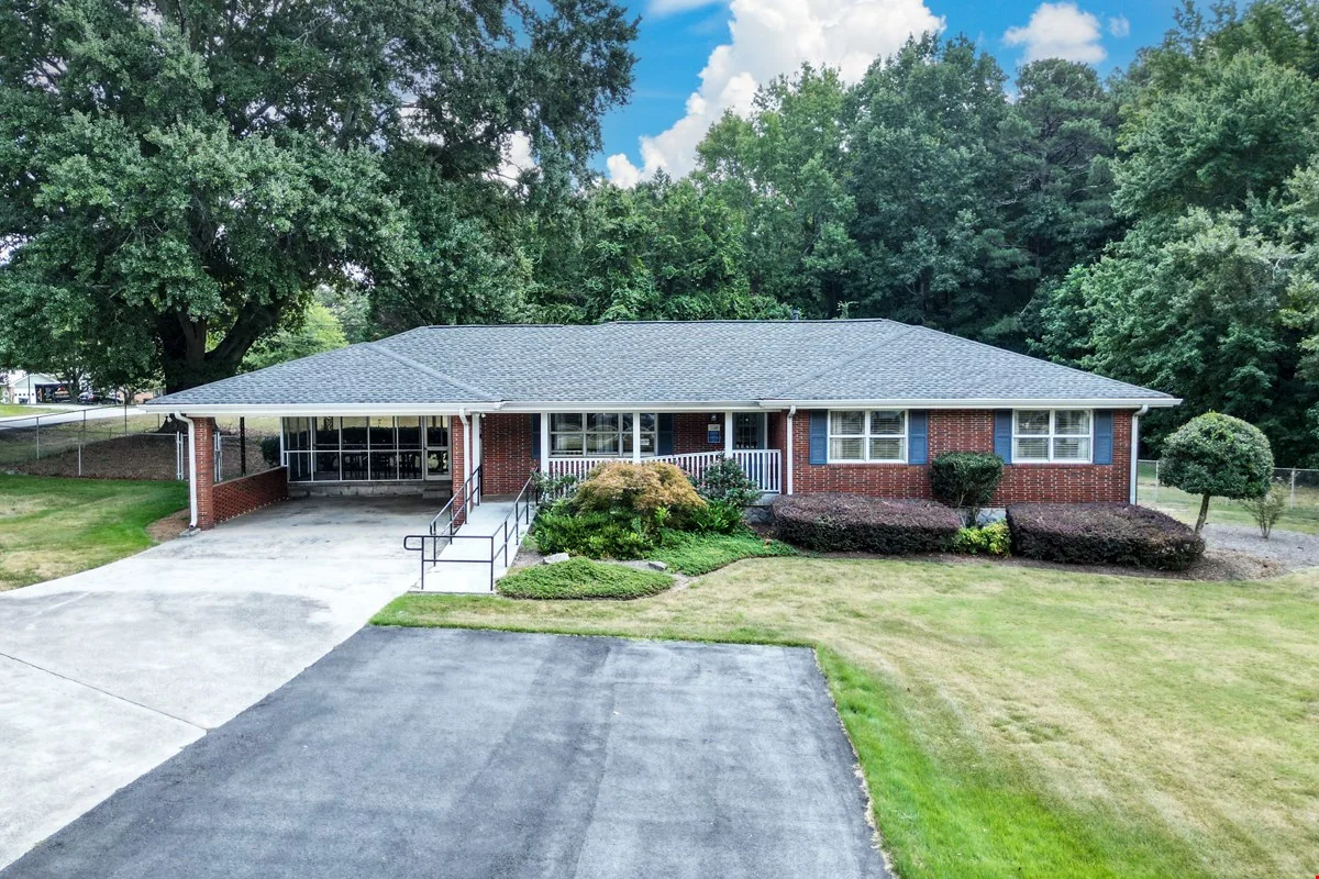 2164 North Road — Sale in Snellville, GA, photo 2 of 8
