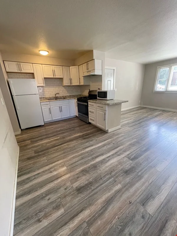 5419 4th St NE — Sale in Fridley, MN, photo 5 of 8