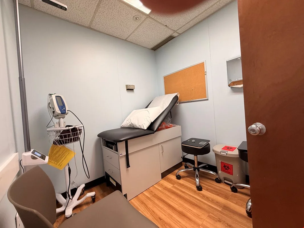Medical investment 7% CAP — Sale in Pawtucket, RI, photo 7 of 8