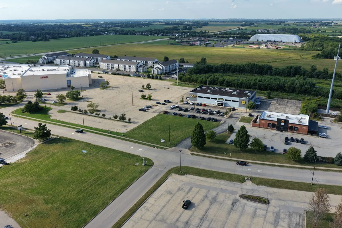 7 Retail Outlots | Shoppes at Grand Prairie — Sale in Peoria, IL, photo 4 of 8