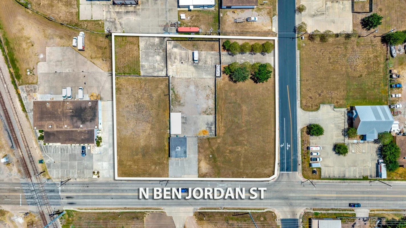 1508 Ben Jordan St., Victoria TX — Sale in Victoria, TX, photo 6 of 8