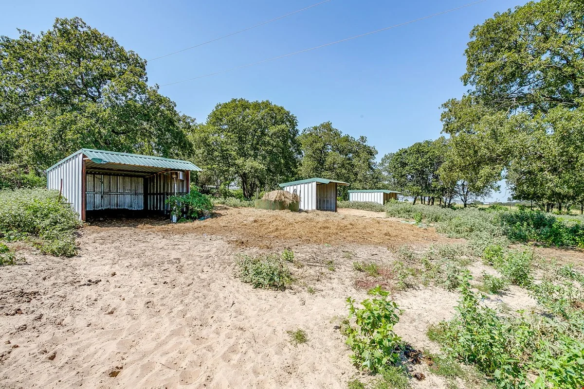 Commercial Land In Springtown — Sale in Springtown, TX, photo 5 of 8