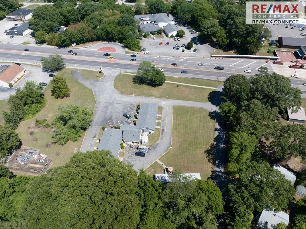 1408 George Washington Memorial Highway, Gloucester, VA — Sale in Gloucester Point, VA, photo 5 of 8