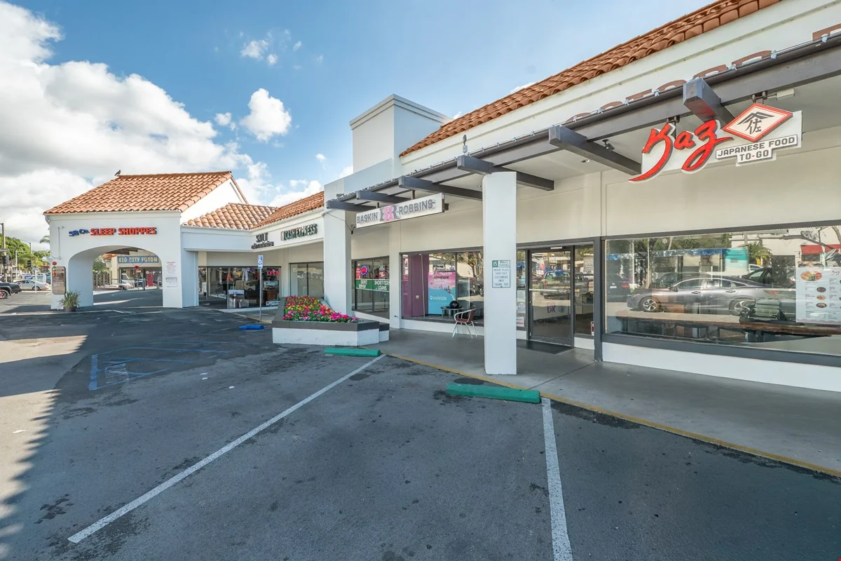 Ontare Plaza — Sale in Santa Barbara, CA, photo 7 of 8