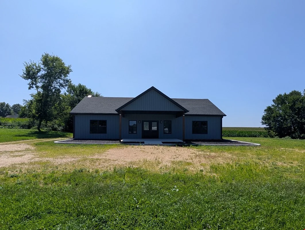 3001 W Lily Creek Rd, Freeport — Sale in Freeport, IL, photo 7 of 8