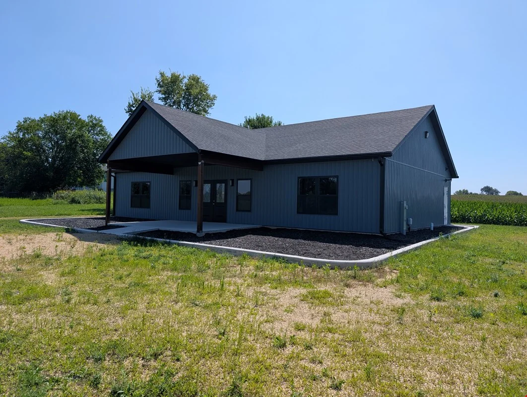 3001 W Lily Creek Rd, Freeport — Sale in Freeport, IL, photo 5 of 8