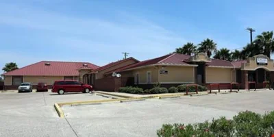 Prime Medical Office Building in Central Corpus Christi — Sale in Corpus Christi, TX, photo 2 of 8