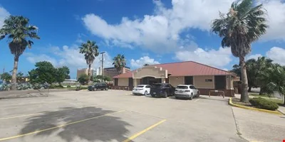 Prime Medical Office Building in Central Corpus Christi — Sale in Corpus Christi, TX, photo 4 of 8