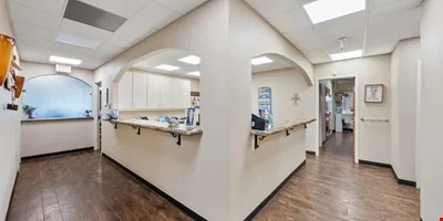 Stabilized Medical Office with Land Upside — Sale in Victoria, TX, photo 7 of 8