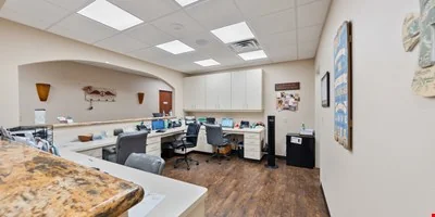 Stabilized Medical Office with Land Upside — Sale in Victoria, TX, photo 6 of 8