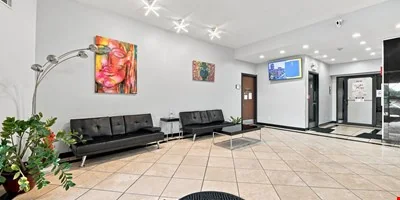31 W Downer Pl, Aurora, IL 60506 — Sale in Aurora, IL, photo 7 of 8