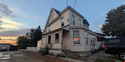 E. Erie Street Mixed-Use & Redevelopment Opportunity — Sale in Painesville, OH, photo 1 of 8