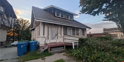 E. Erie Street Mixed-Use & Redevelopment Opportunity — Sale in Painesville, OH, photo 3 of 8