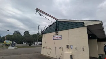 Lansing Car Wash — Sale in Lansing, MI, photo 2 of 7