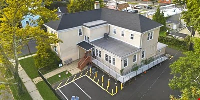 913 Sewall Ave, Asbury Park, NJ 07712 — Sale in Asbury Park, NJ, photo 2 of 8