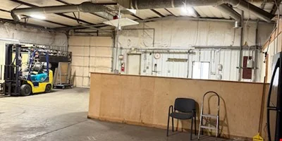 CLIMATE CONTROLLED WAREHOUSE IN LAWRENCEVILLE — Sale in Lawrenceville, GA, photo 1 of 8