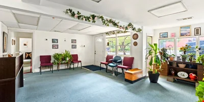 2710 Manor Rd, Austin, TX 78722 — Sale in Austin, TX, photo 4 of 8