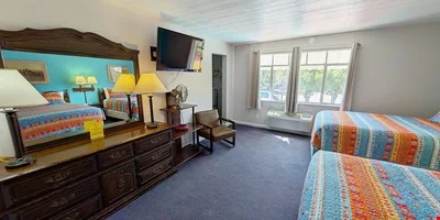 Apache Motel — Sale in Moab, UT, photo 3 of 8