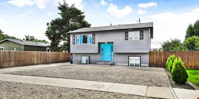 Business Opportunity - Real Estate Included in Price — Sale in Caldwell, ID, photo 3 of 4
