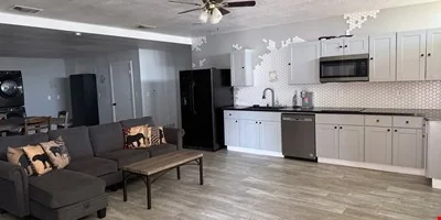 Clark Apartments — Sale in Lubbock, TX, photo 7 of 8