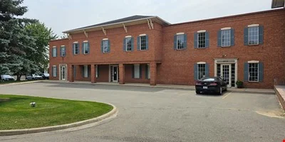 Savannah Office Center — Sale in Howell, MI, photo 1 of 6