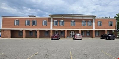 Savannah Office Center — Sale in Howell, MI, photo 2 of 6