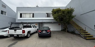 139-141 W Arbor Vitae St, Los Angeles, CA — Sale in Inglewood, CA, photo 3 of 4
