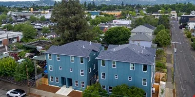 Church Apartments — Sale in Portland, OR, photo 2 of 8